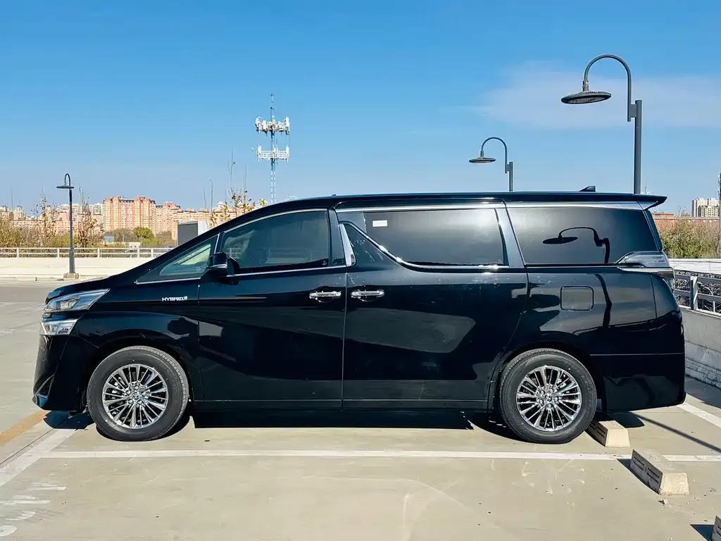 Toyota Vellfire 2021 из CN, фото 7