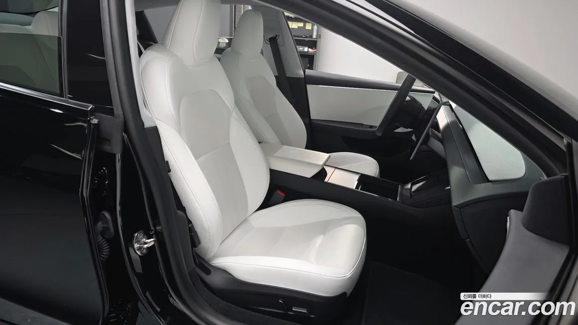 Tesla Model 3 2024 из KR, фото 10