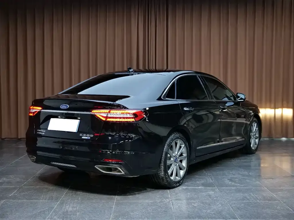Ford Taurus 2021 из CN, фото 4
