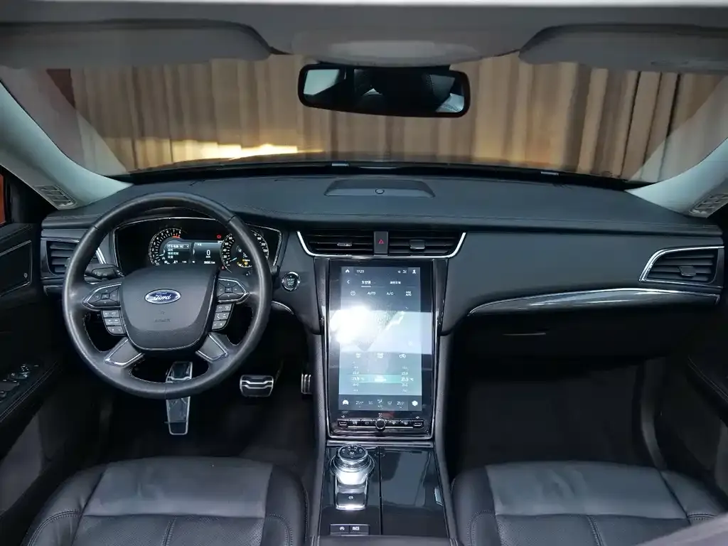 Ford Taurus 2021 из CN, фото 7