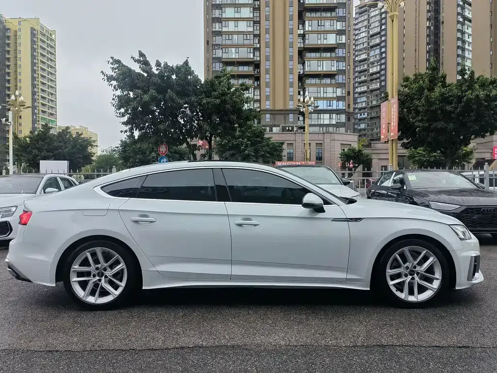 Audi A5 (Import) 2024 из CN, фото 2