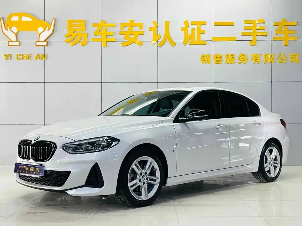 BMW 1 Series — фото 1