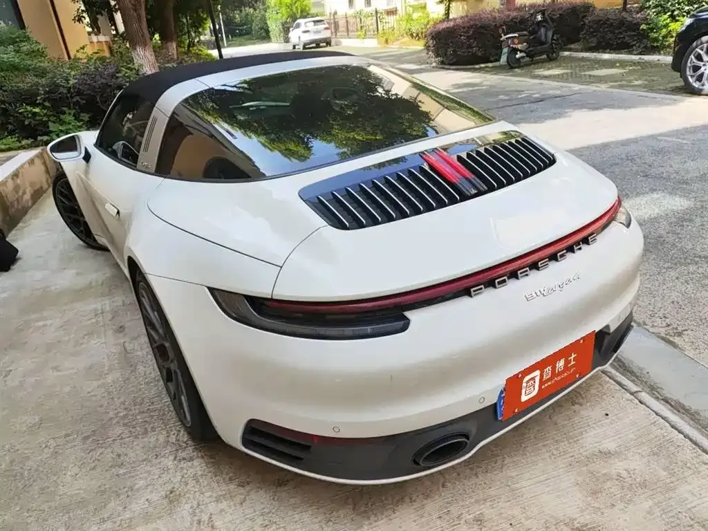 Porsche 911 2022 из CN, фото 3
