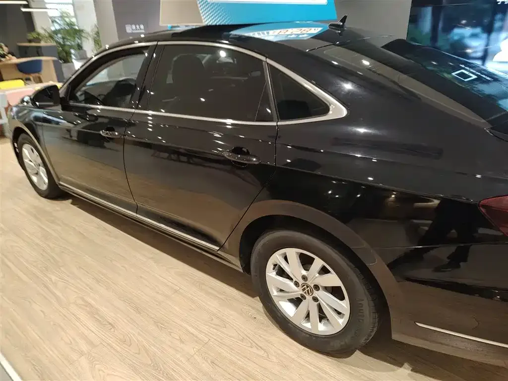 Volkswagen Passat 2022 из CN, фото 5