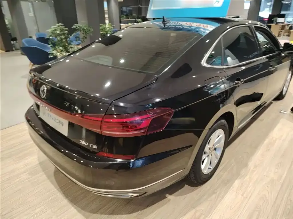 Volkswagen Passat 2022 из CN, фото 7