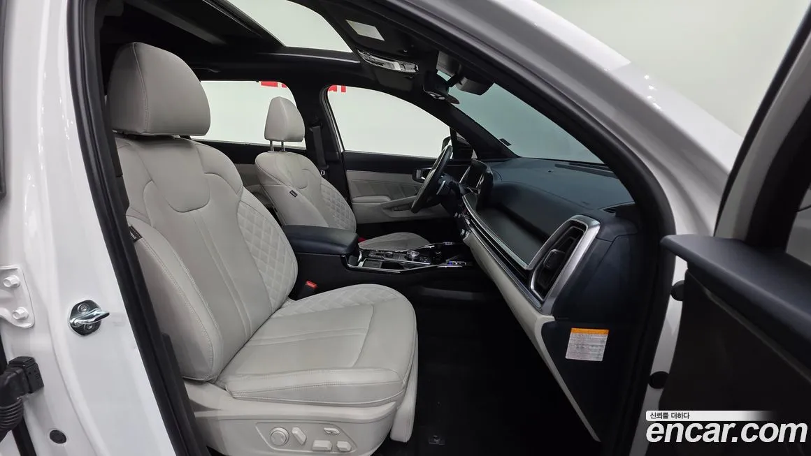 Kia Sorento — фото 10