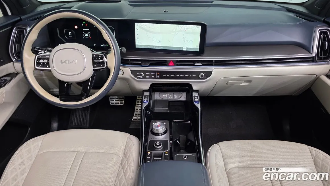 Kia Sorento — фото 7