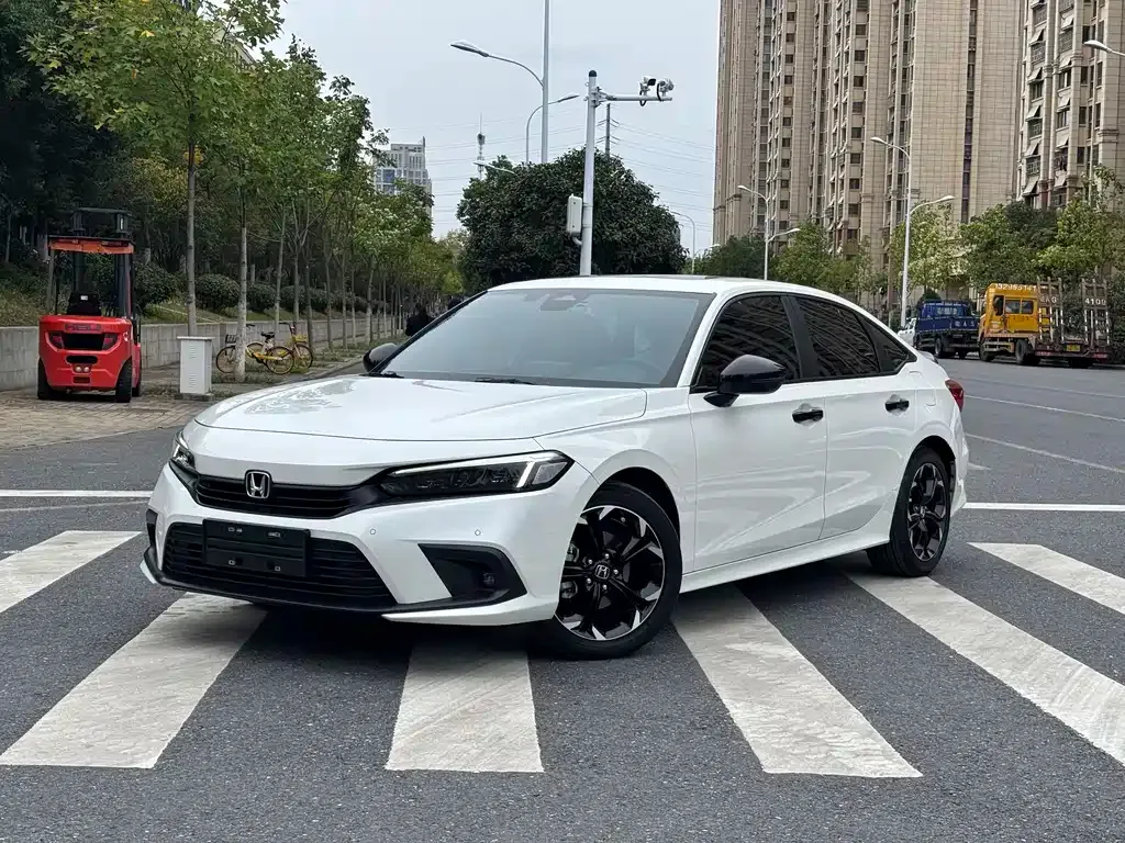 Honda Civic — фото 1