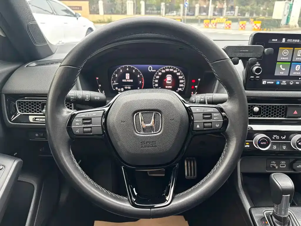 Honda Civic — фото 7