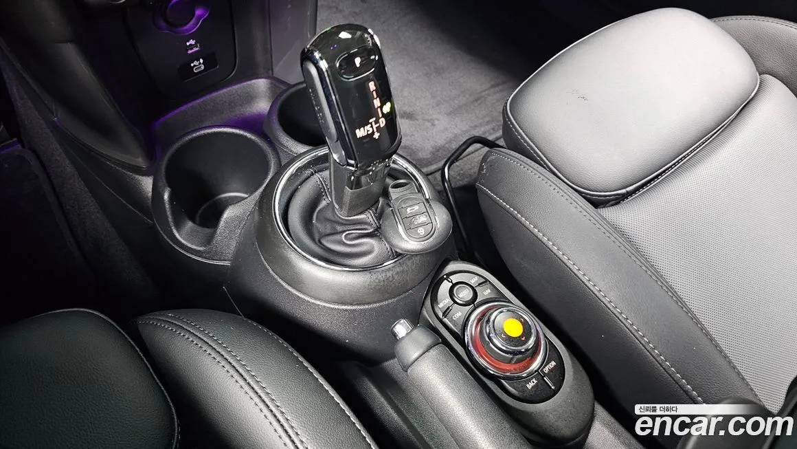 Mini Cooper 2021 из KR, фото 9