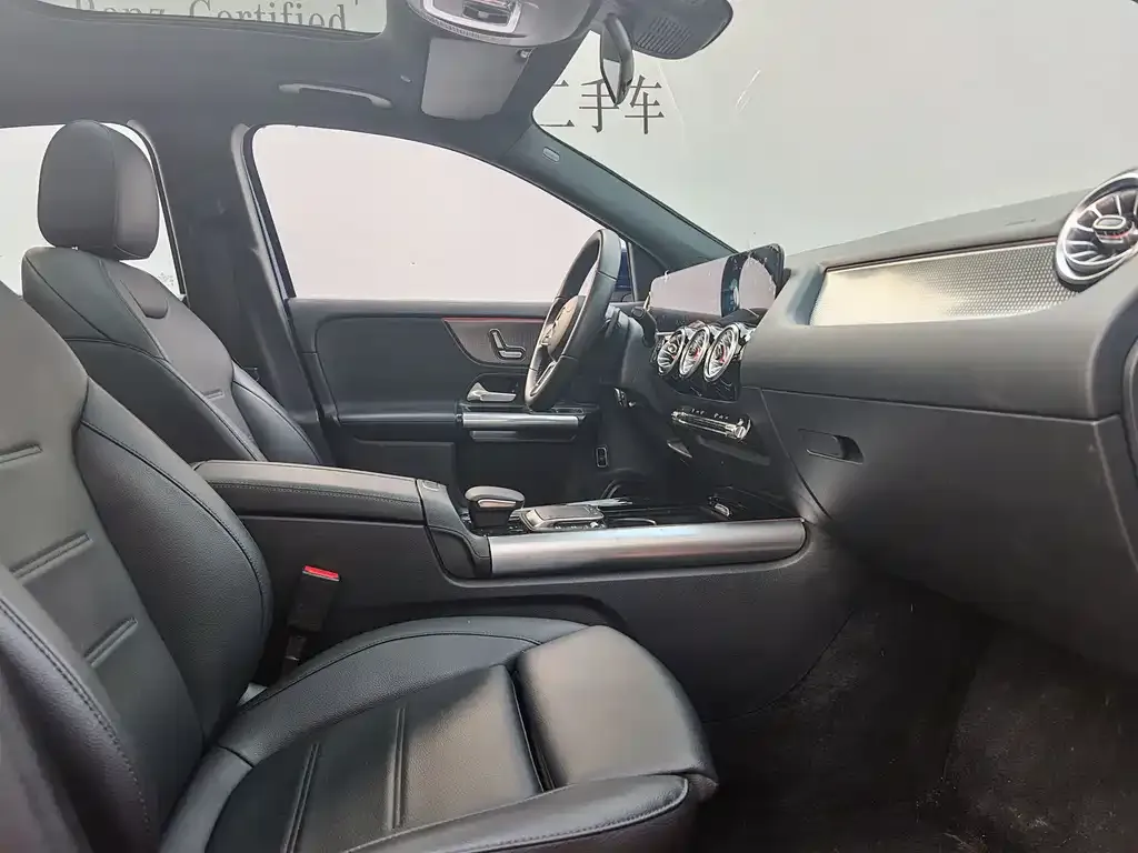 Mercedes-Benz GLA — фото 6