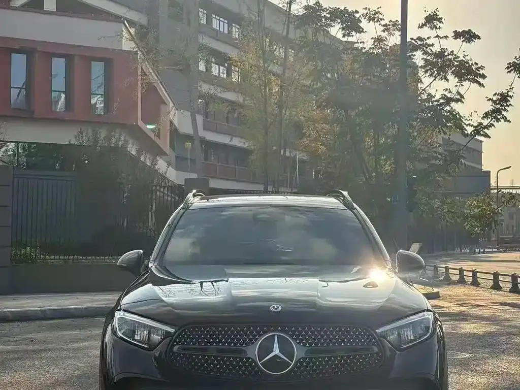 Mercedes-Benz GLC 2023 из CN, фото 2