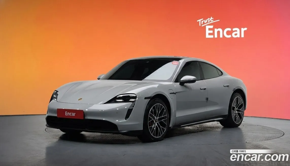 Porsche Taycan 2021 из KR, фото 1