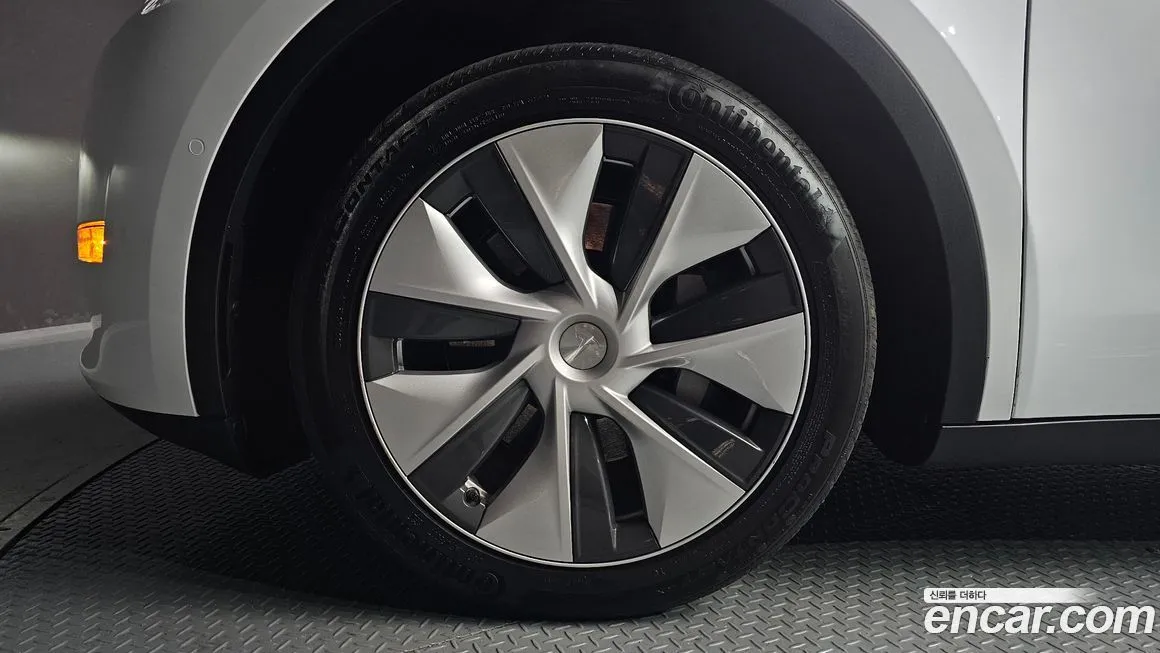 Tesla Model Y 2021 из KR, фото 5