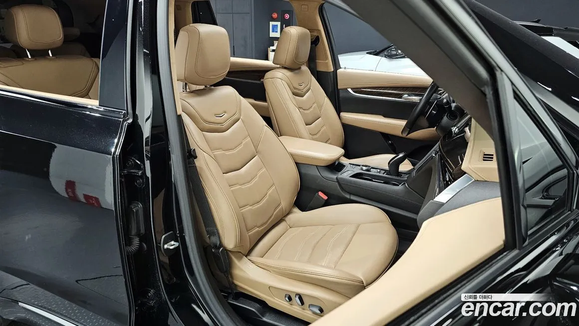 Cadillac XT6 2022 из KR, фото 10