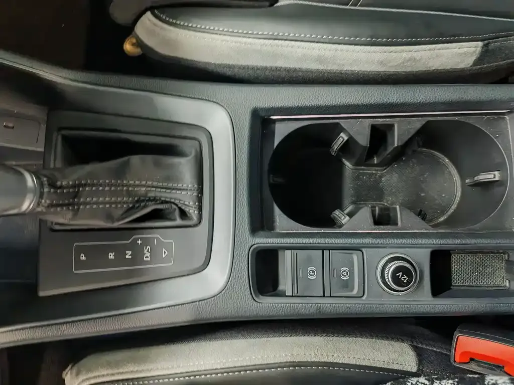 Audi Q3 2024 из CN, фото 9