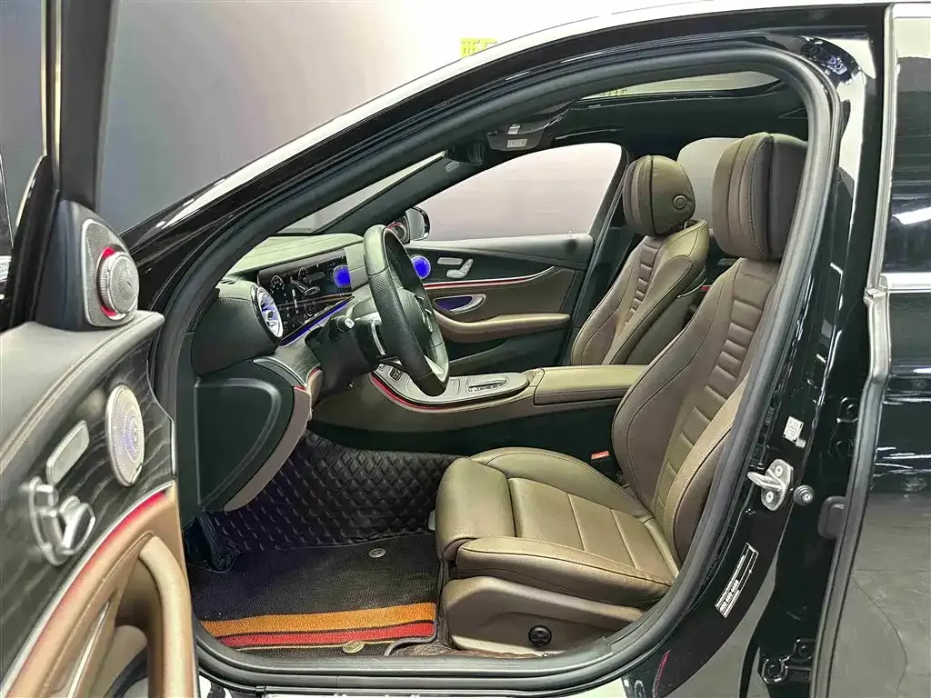 Mercedes-Benz E-Class 2022 из CN, фото 5