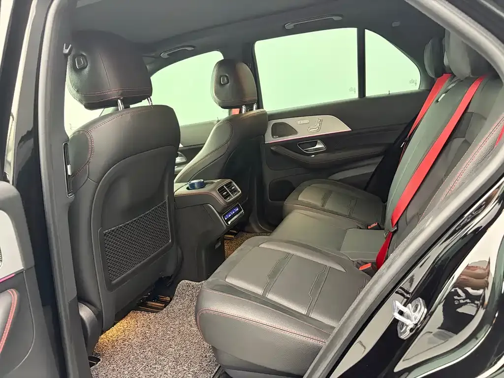 Mercedes-Benz GLE AMG — фото 9