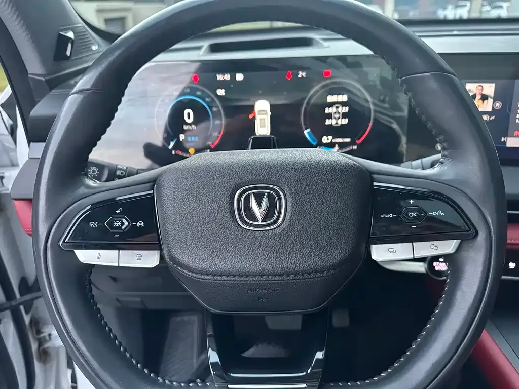 Changan CS75PLUS — фото 10