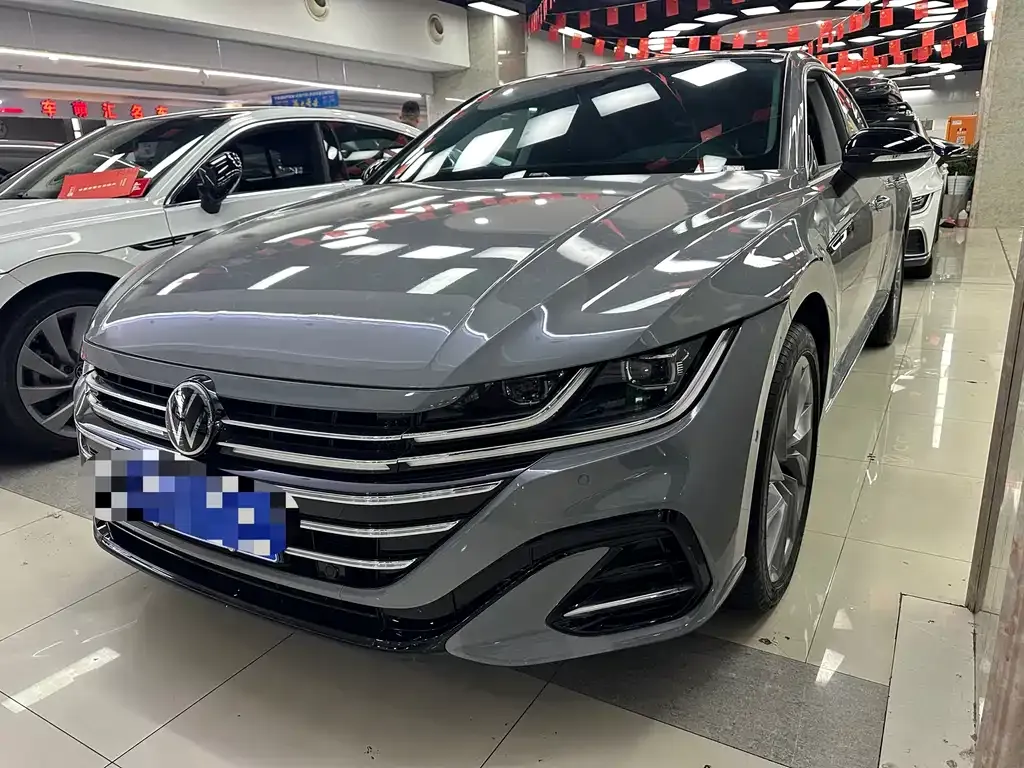 Volkswagen CC 2024 из CN, фото 1