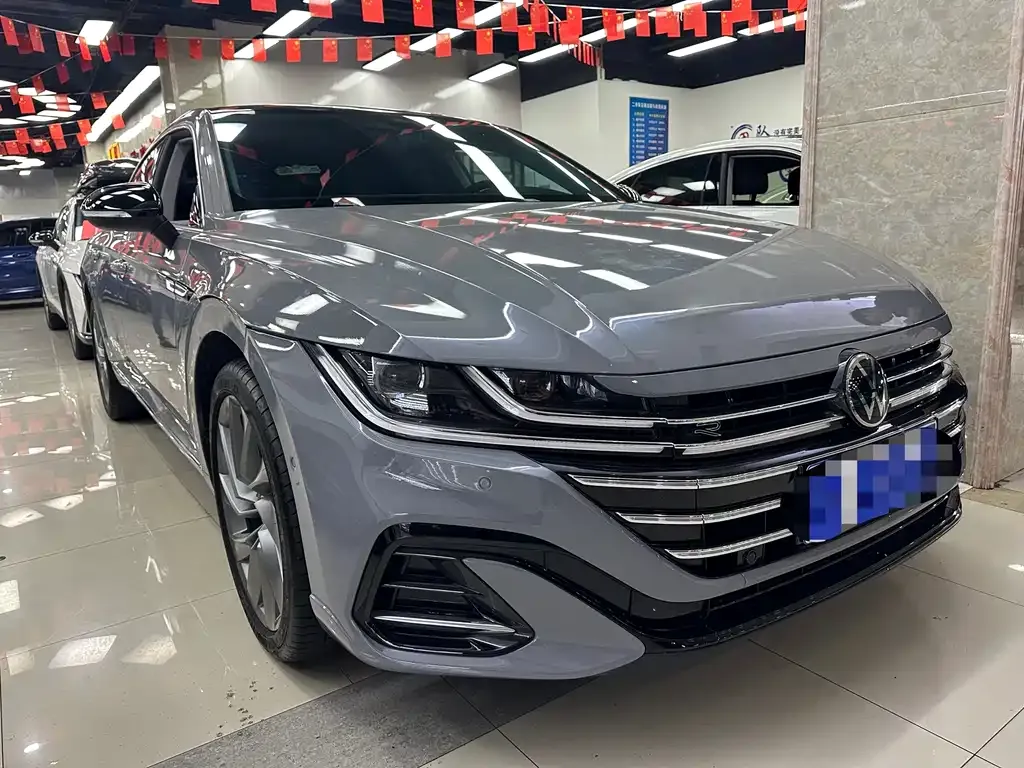 Volkswagen CC 2024 из CN, фото 2