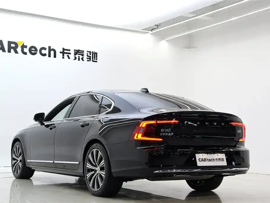 Volvo S90 2025 из CN, фото 6