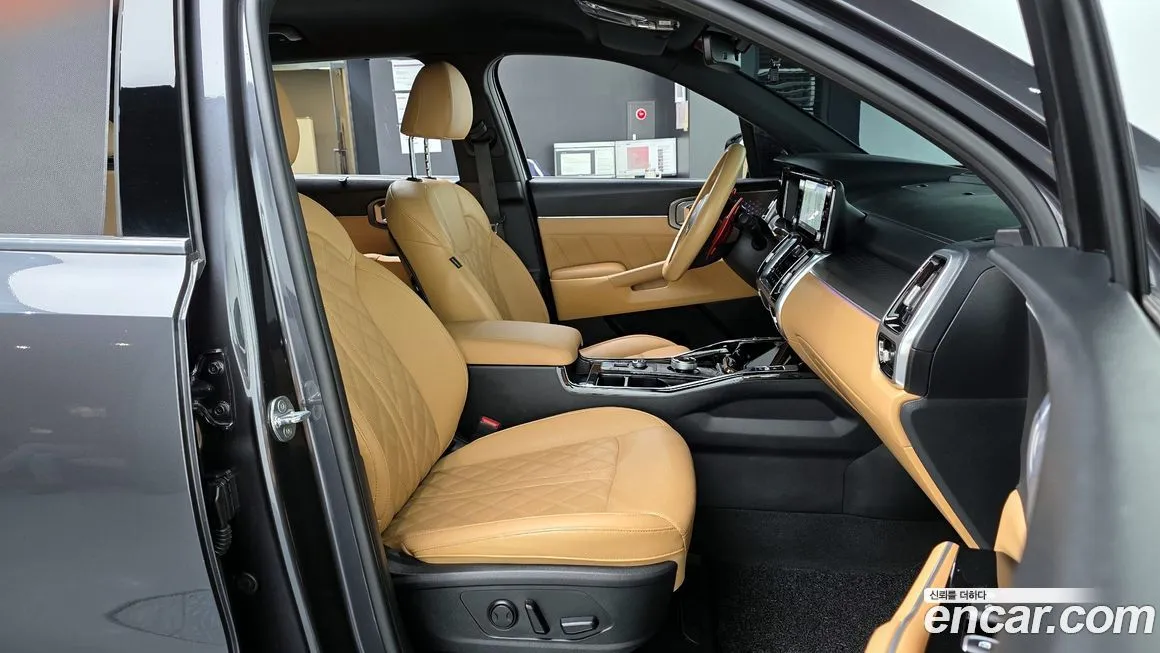 Kia Sorento — фото 10