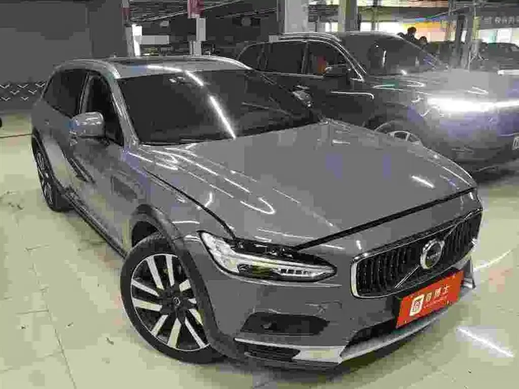 Volvo V90 2022 из CN, фото 1