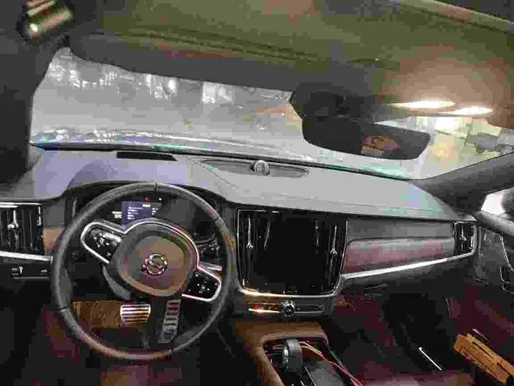 Volvo V90 2022 из CN, фото 9