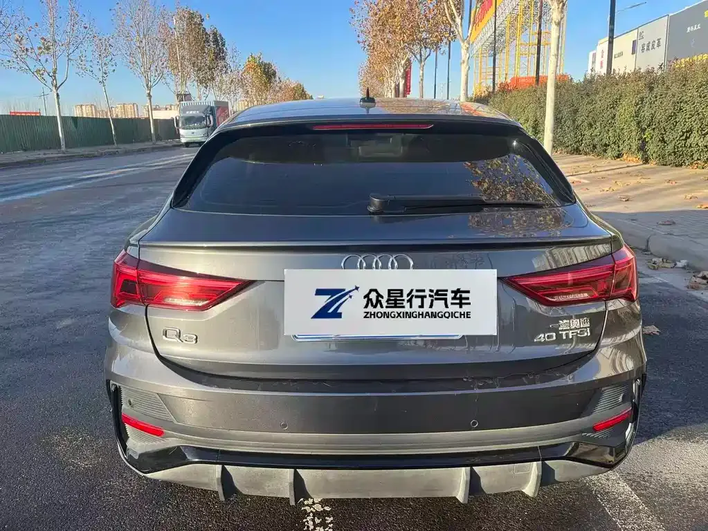 Audi Q3 Sportback — фото 8