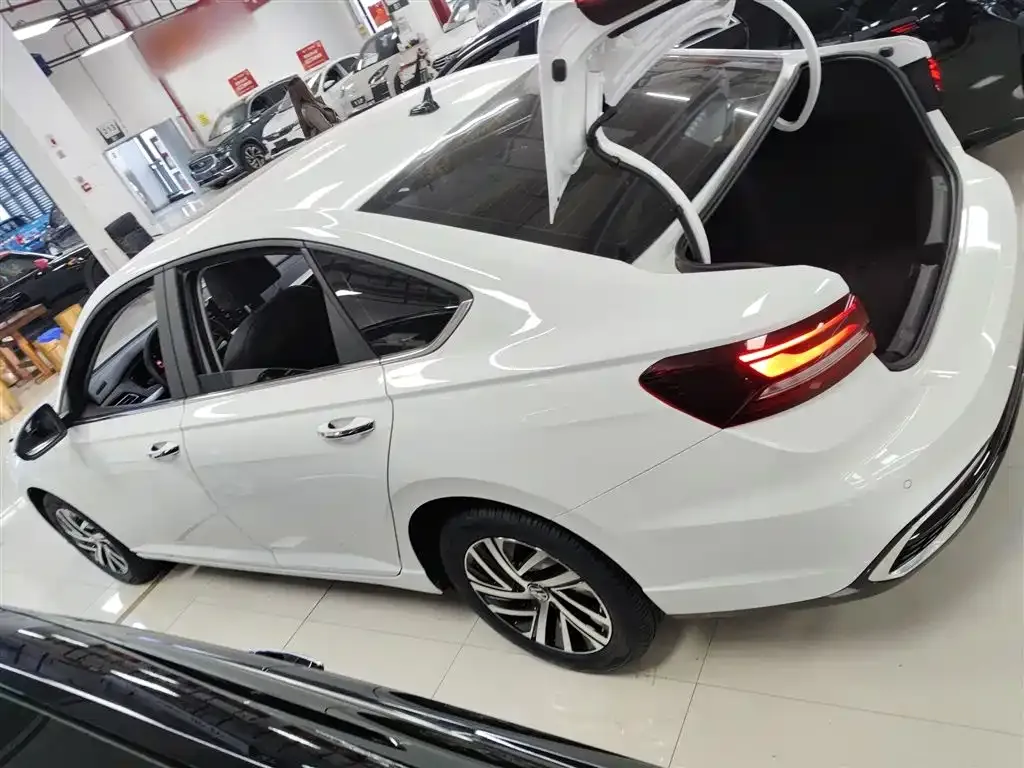 Volkswagen Lavida 2024 из CN, фото 5