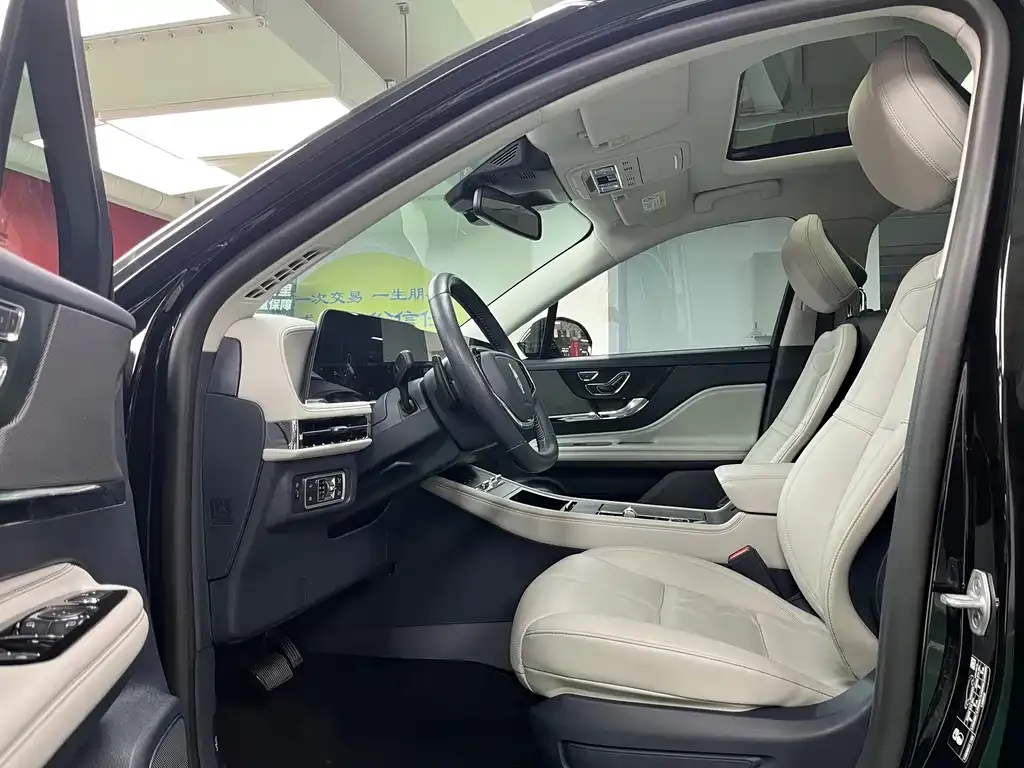 Lincoln Corsair 2023 из CN, фото 10