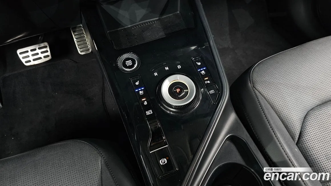 Kia Niro — фото 9
