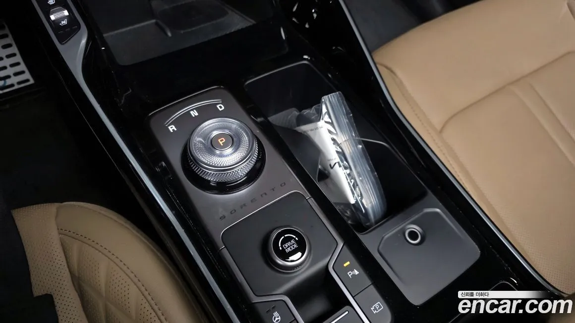 Kia Sorento — фото 9