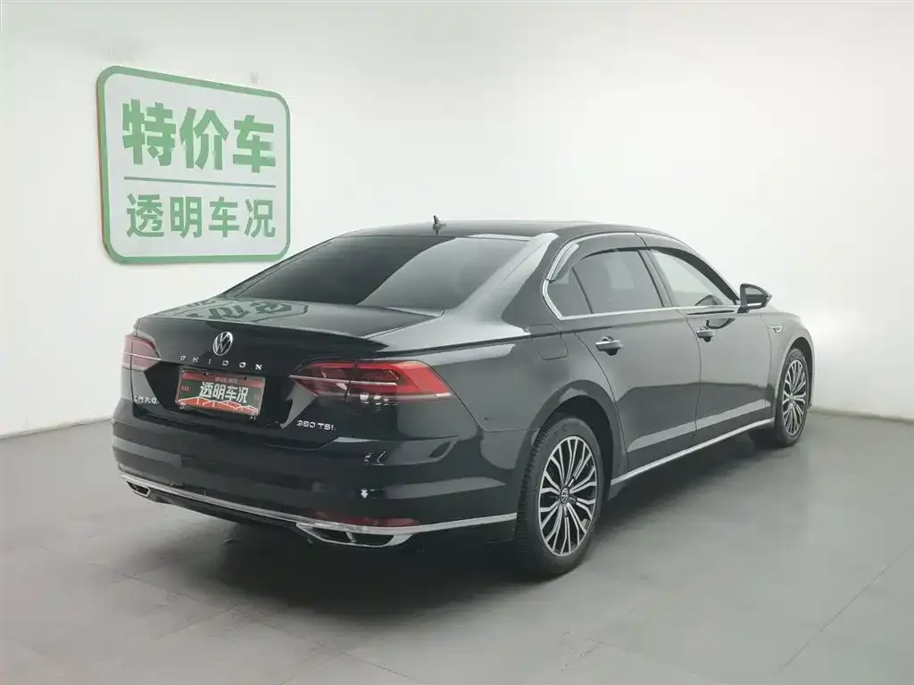 Volkswagen Phideon 2021 из CN, фото 2