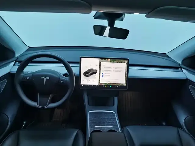 Tesla Model Y 2023 из CN, фото 4