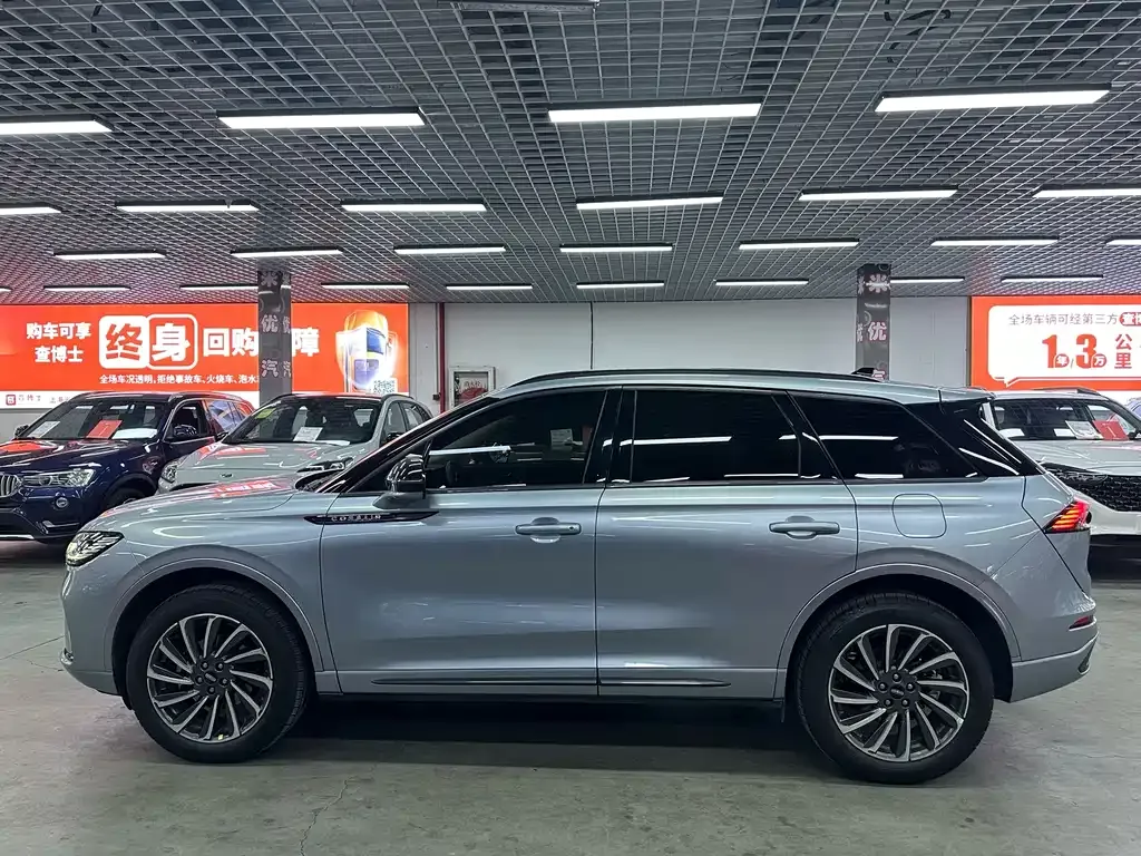 Lincoln Corsair 2024 из CN, фото 3