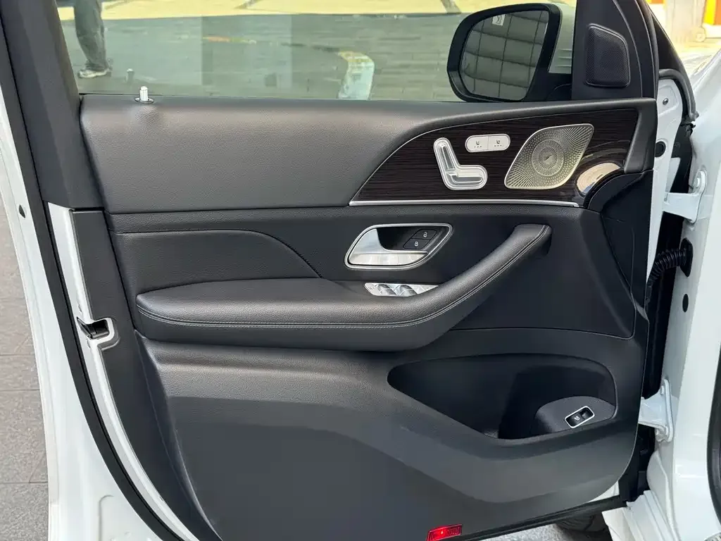 Mercedes-Benz GLE — фото 7
