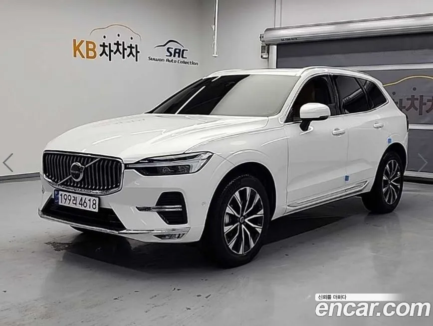 Volvo XC60 — фото 1