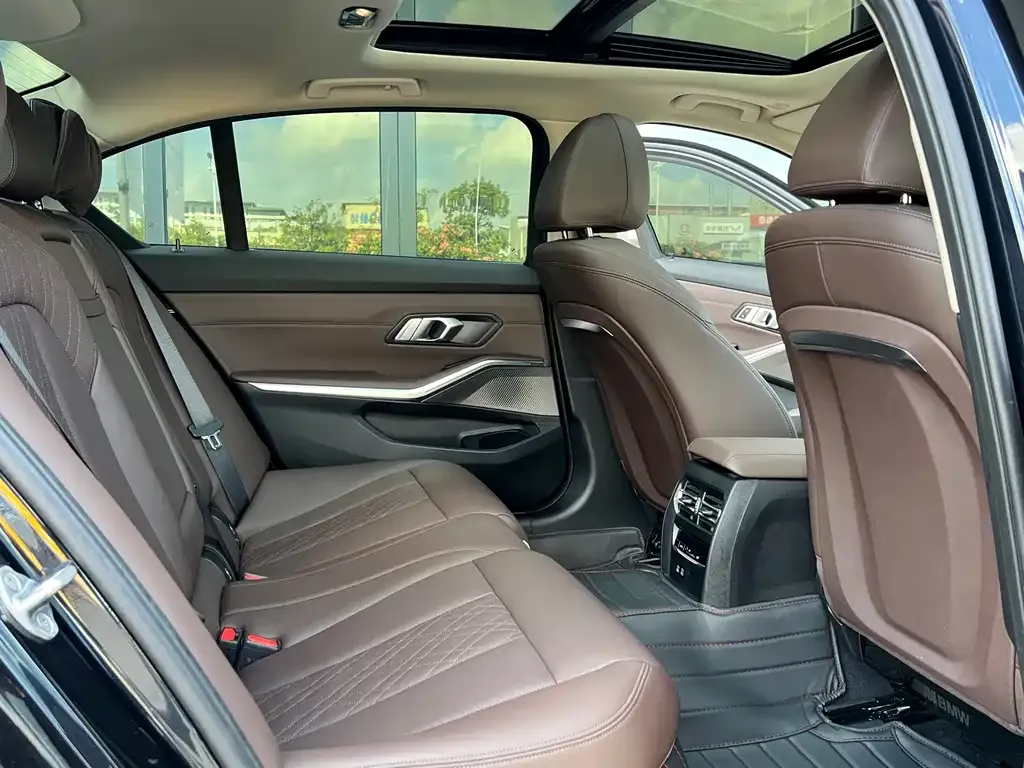 BMW i3 2023 из CN, фото 7