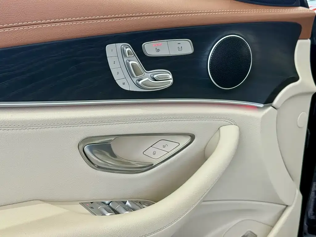 Mercedes-Benz E-Class 2021 из CN, фото 6