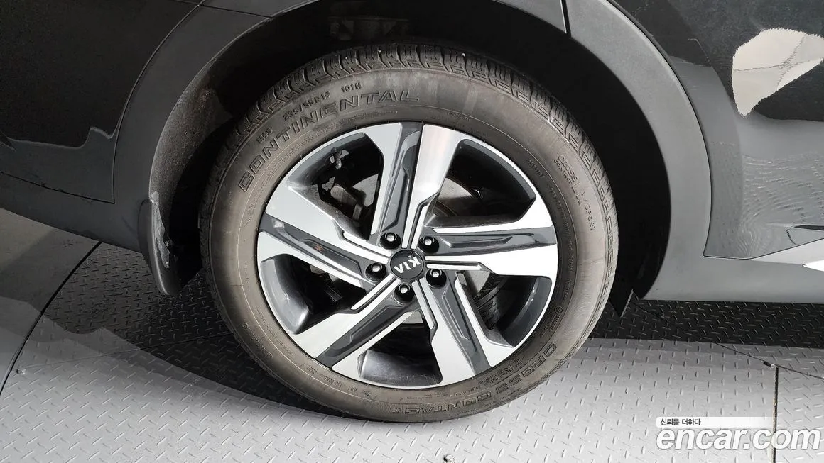 Kia Sorento — фото 5