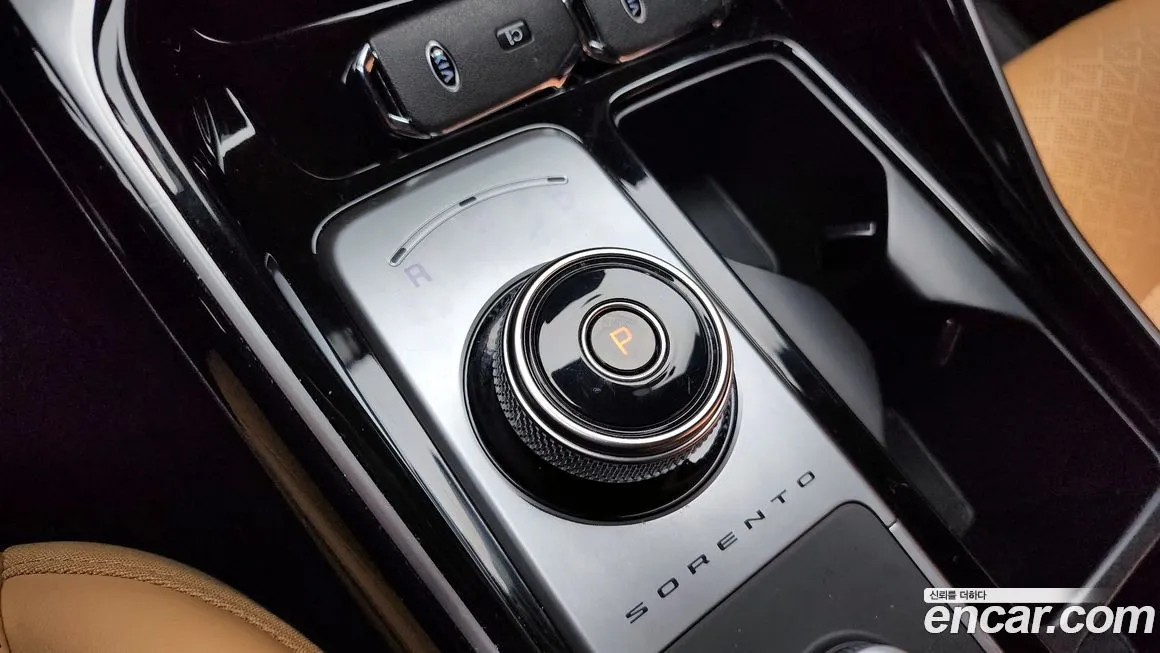 Kia Sorento — фото 9