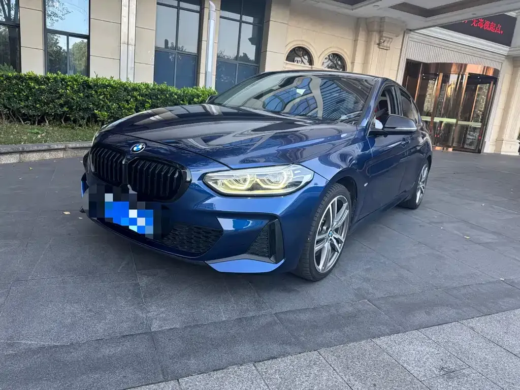 BMW 1 Series — фото 1