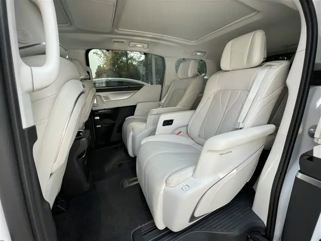 Buick GL8 Hybrid 2024 из CN, фото 8