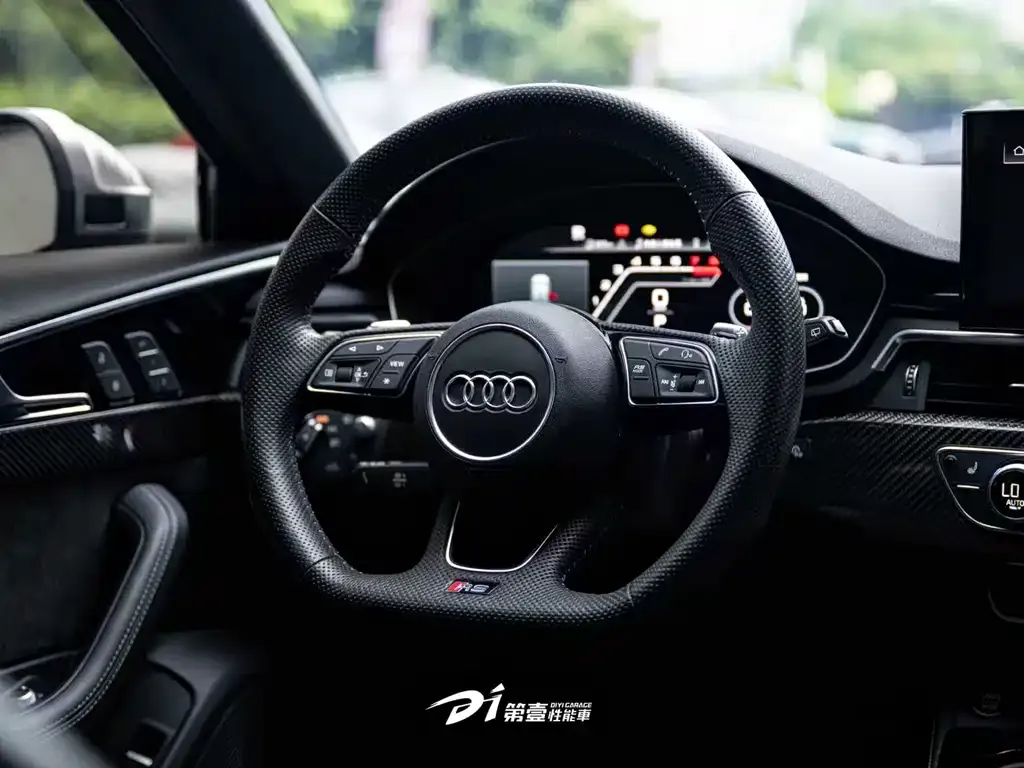 Audi RS 4 2021 из CN, фото 7