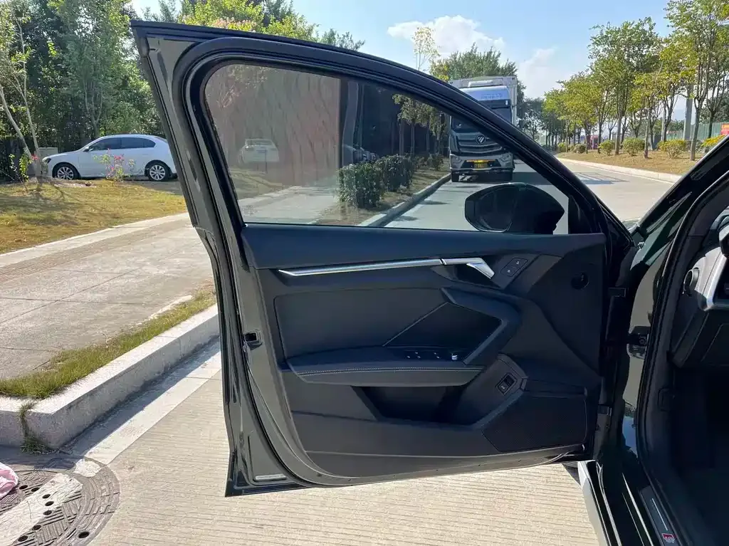 Audi A3 2022 из CN, фото 9