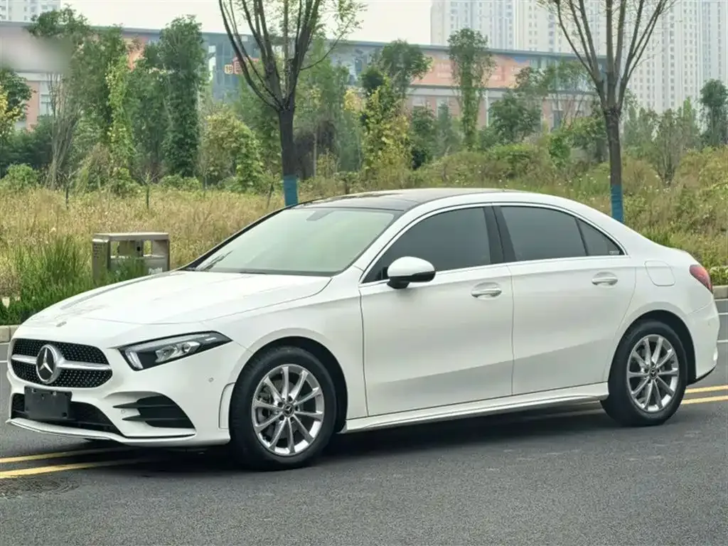 Mercedes-Benz A-Class — фото 1
