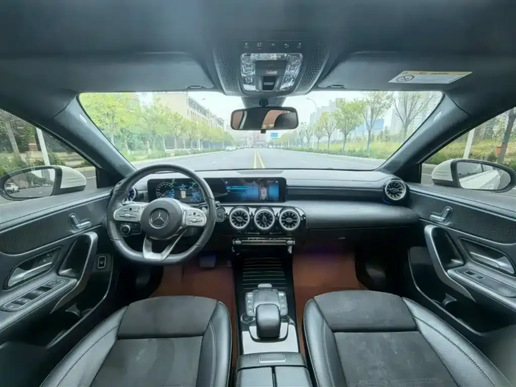 Mercedes-Benz A-Class — фото 10
