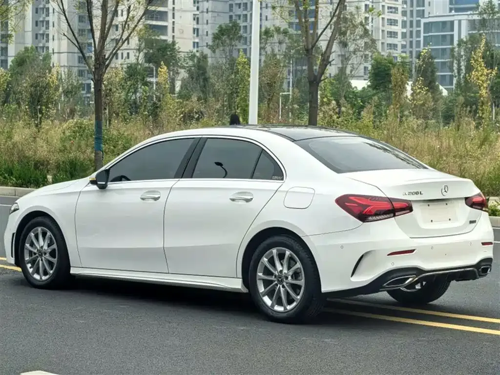 Mercedes-Benz A-Class — фото 8